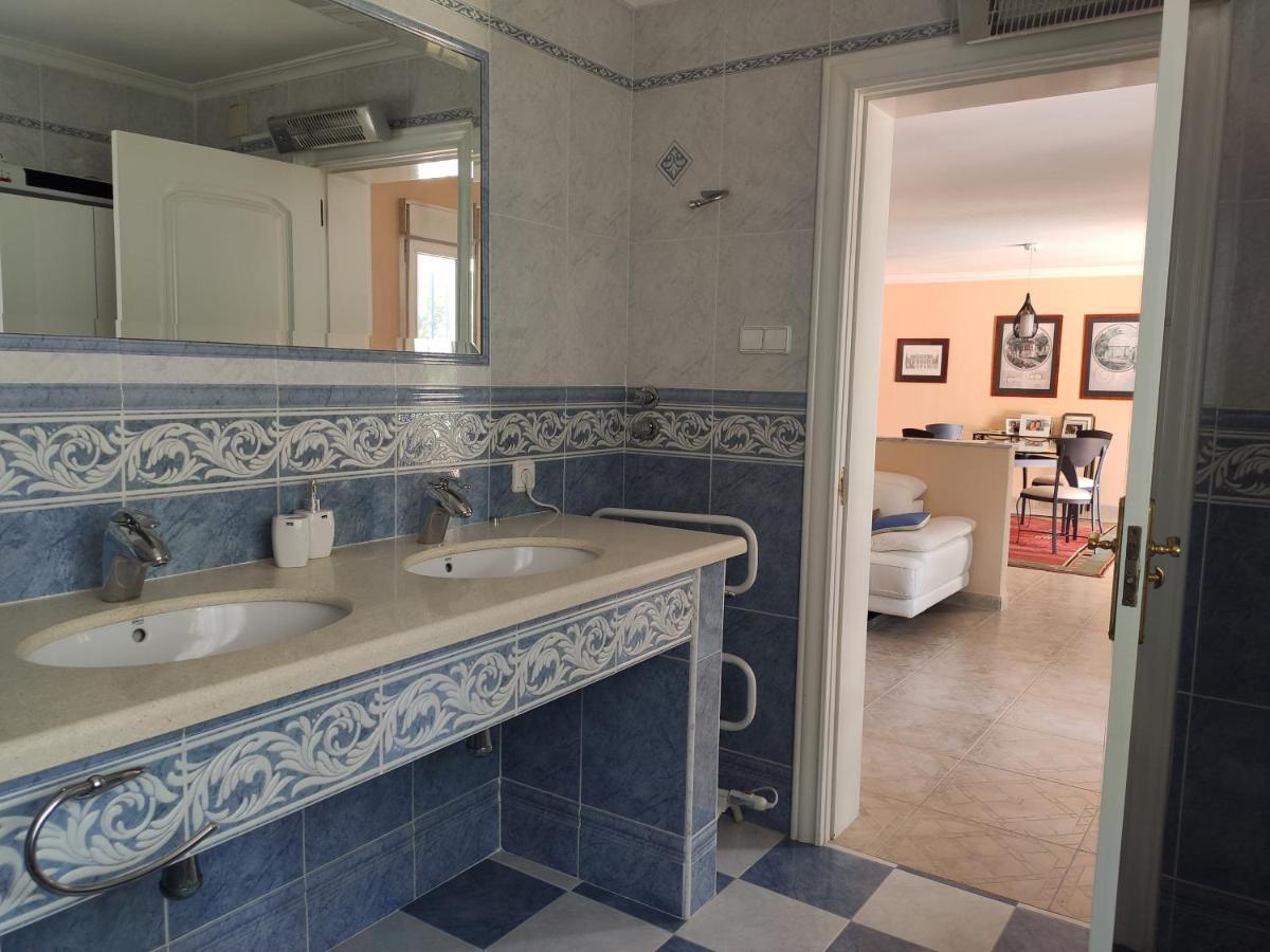 Villa With Private Pool, Bbq, Fitness Center & Sauna San Vicente Raspeig Eksteriør bilde